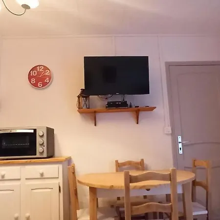 Apartment Guzet Neige, De 32 M2 Avec Balcon Dans Les Pyrenees Aux Pieds Des Pistes