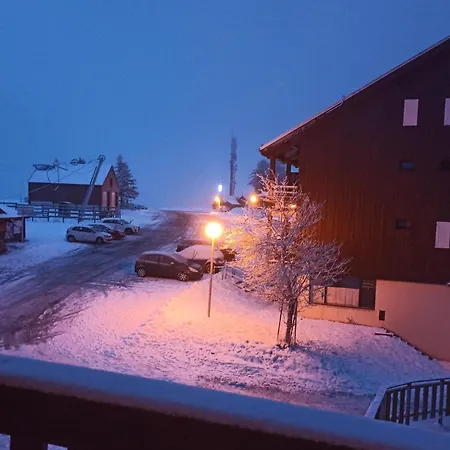 Guzet Neige, De 32 M2 Avec Balcon Dans Les Pyrenees Aux Pieds Des Pistes * Ustou