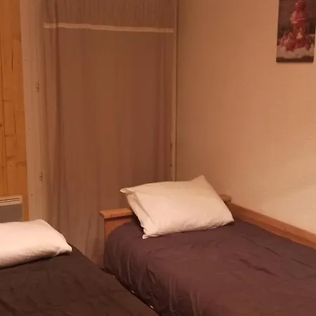 Guzet Neige, De 32 M2 Avec Balcon Dans Les Pyrenees Aux Pieds Des Pistes *